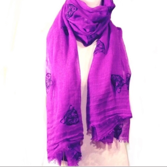 BCBG purple and black scarf 30" x 70" animal print - Picture 8 of 9